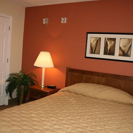 Affordable Suites Of America Fredericksburg Bagian luar foto