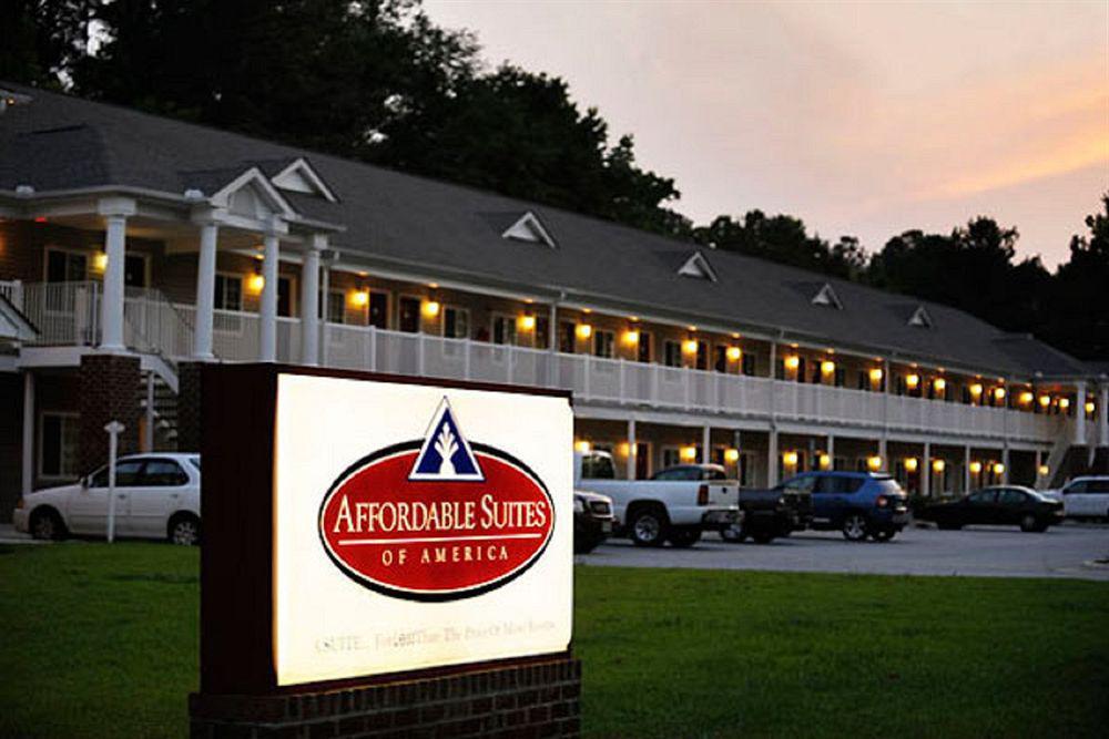 Affordable Suites Of America Fredericksburg Bagian luar foto