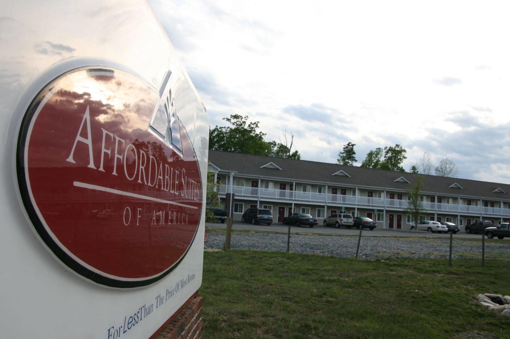 Affordable Suites Of America Fredericksburg Bagian luar foto